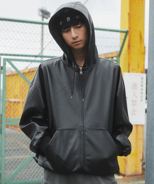 ブラック モデル：180cm L着用