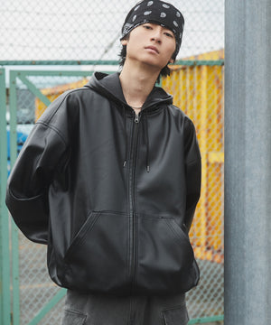 ブラック モデル：180cm L着用