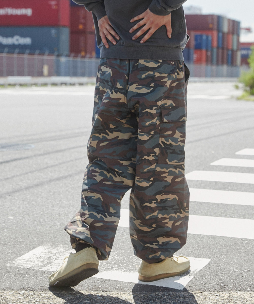 柄1 モデル：178㎝　L着用