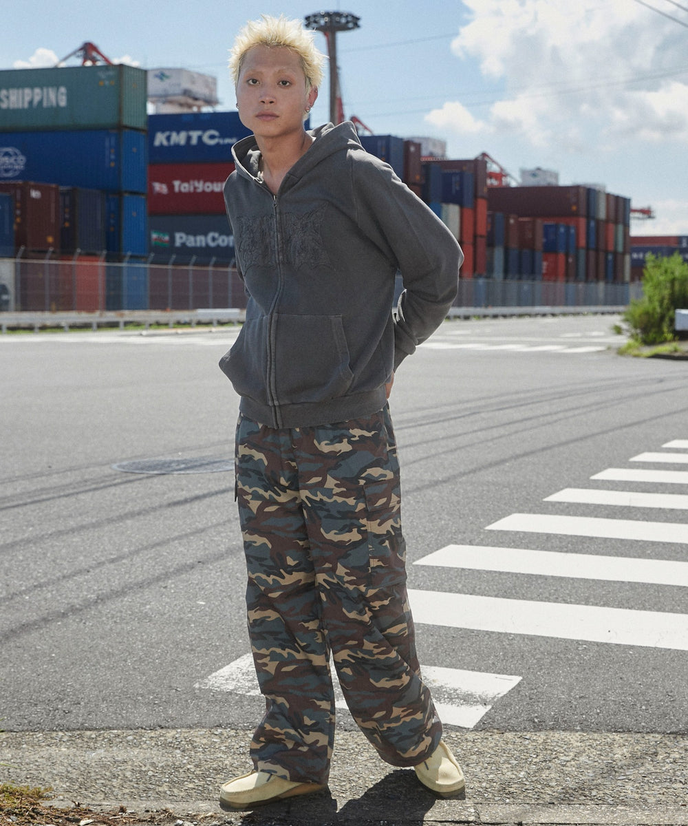 柄1 モデル：178㎝　L着用