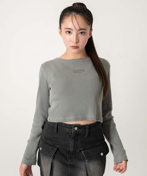 グレー モデル：152cm サイズF着用