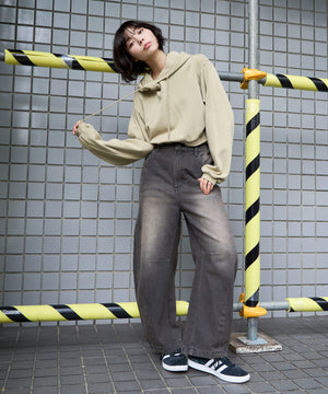 ベージュ　モデル：160㎝　F着用