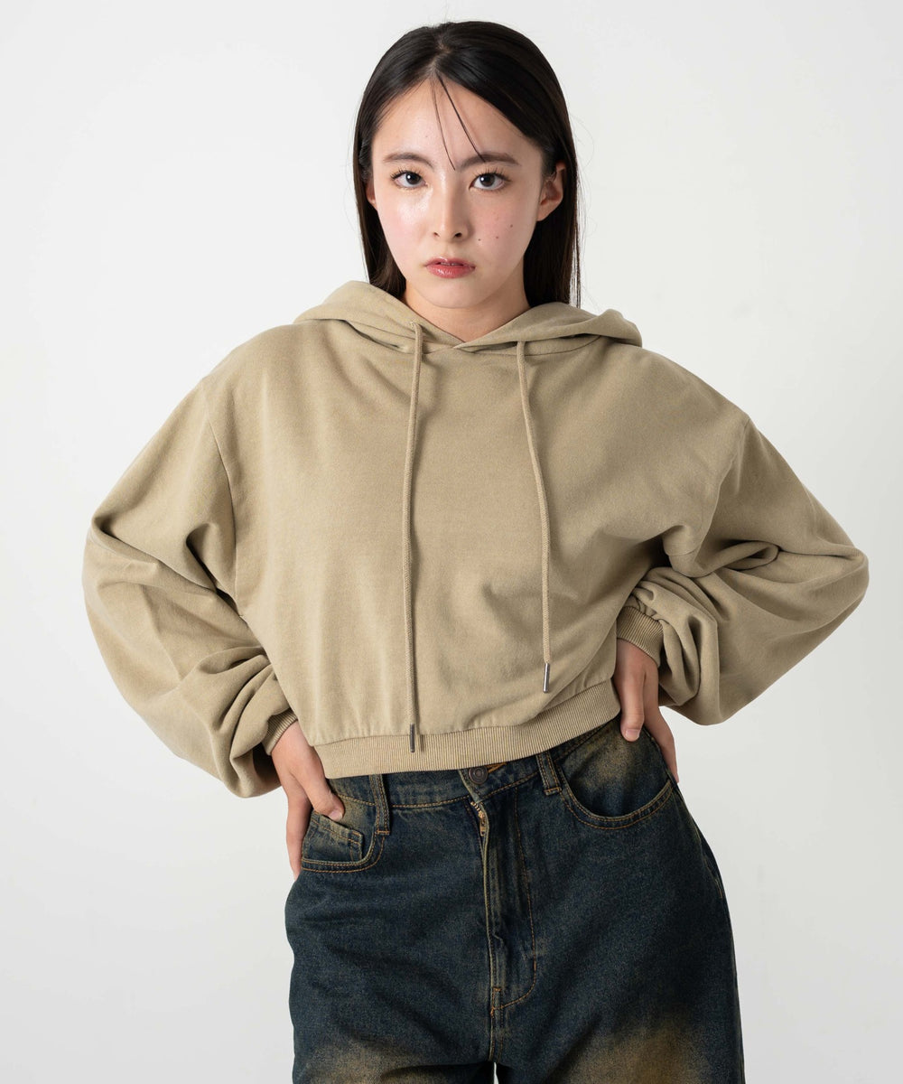 ベージュ  モデル：152cm F着用