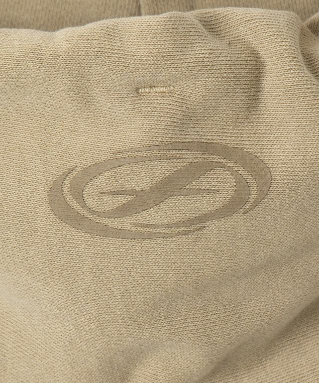 ピグメントショートグラフィックプルパーカー