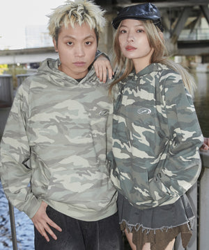 パターンメタルワンポイントプルパーカー