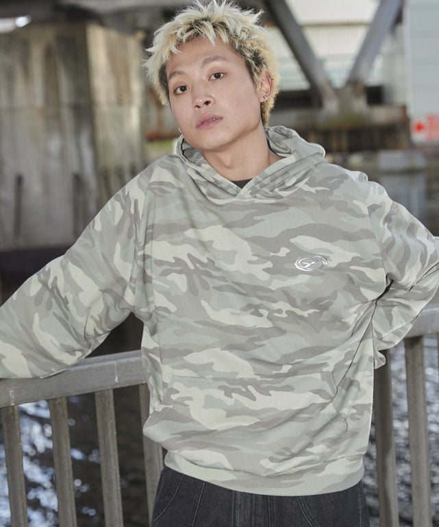 柄2 モデル：178cm L着用