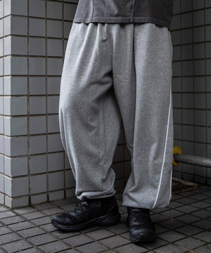 杢グレー モデル：178cm L着用