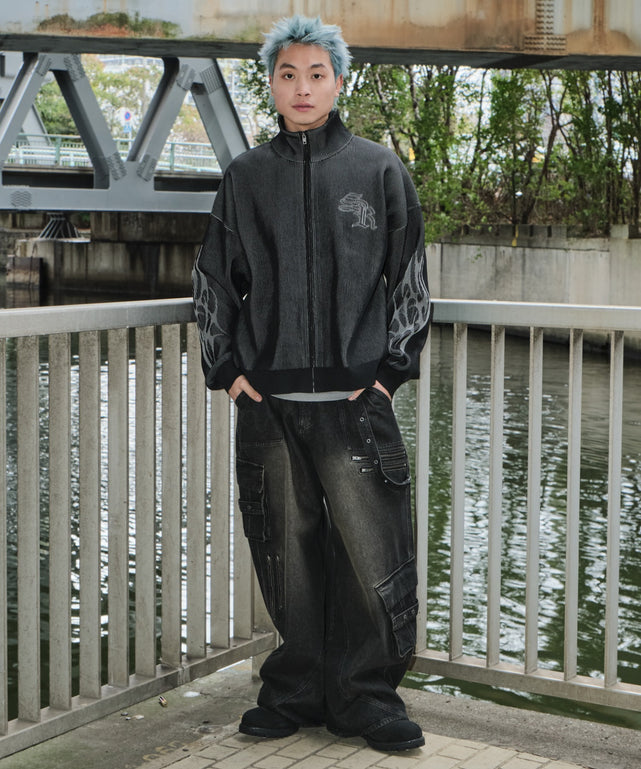 ブラック モデル：178cm L着用