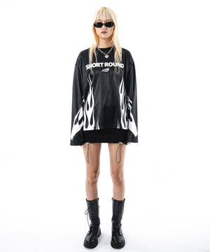 ブラック モデル：172cm L着用