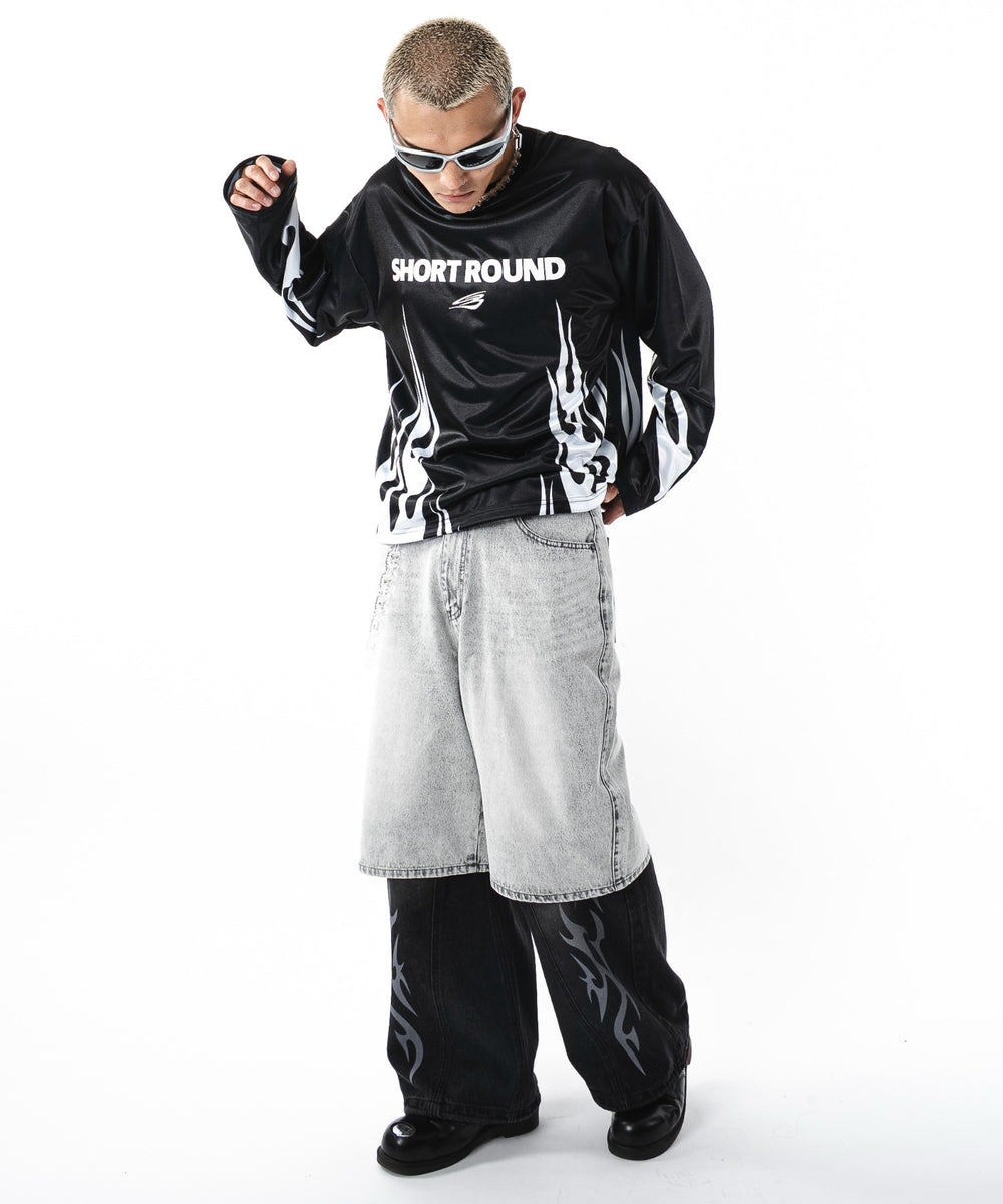 ブラック モデル：180cm L着用