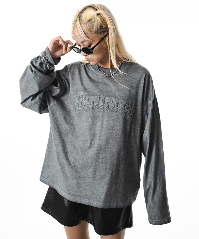 グレー モデル：172cm L着用