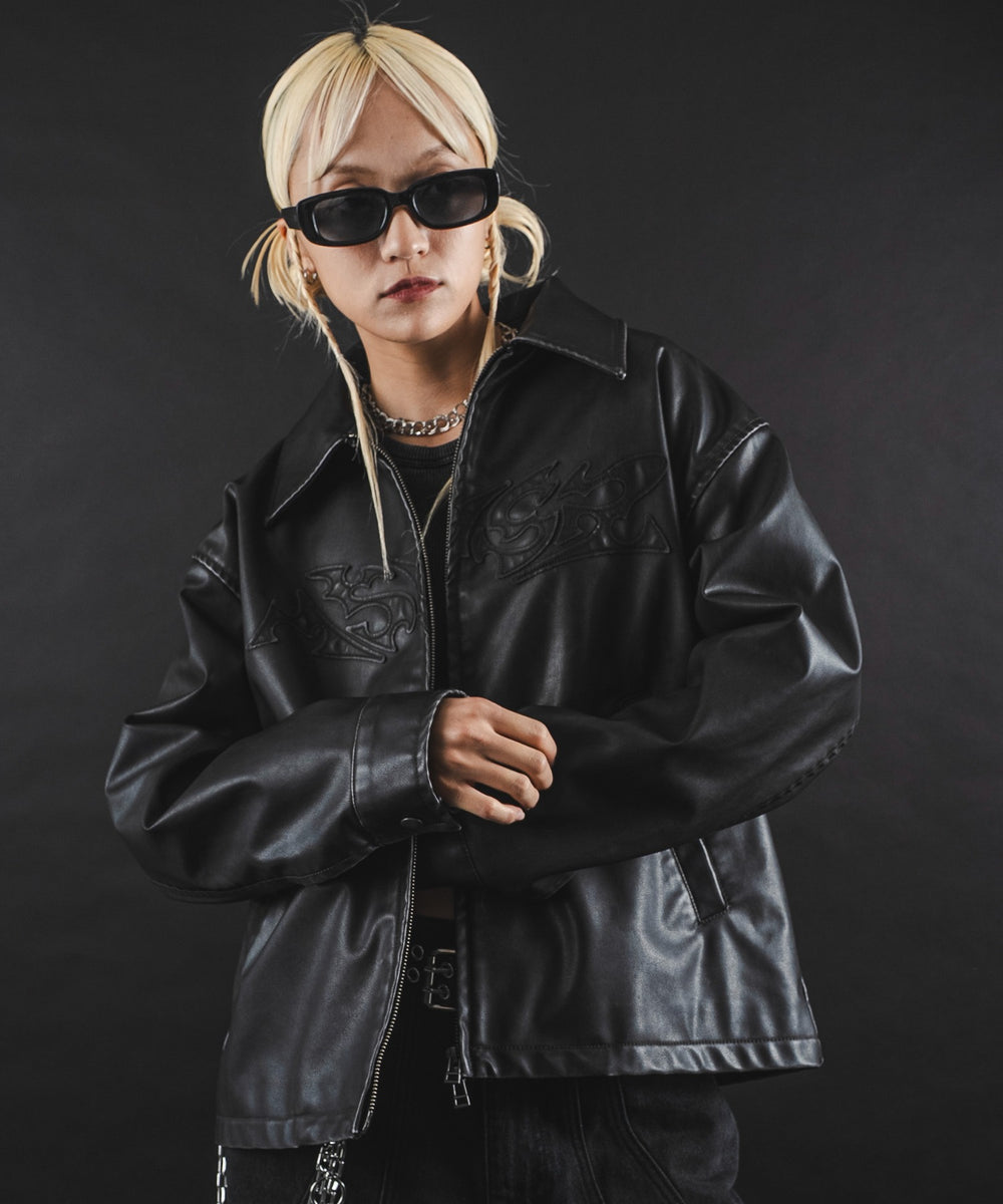 ブラック モデル：172cm L着用