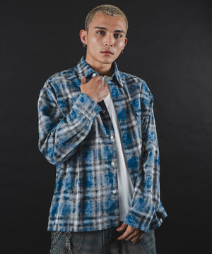 ブルーチェック1 モデル：180cm L着用