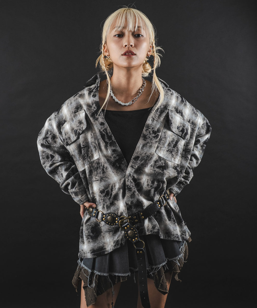 ブラックチェック1 モデル：172cm L着用