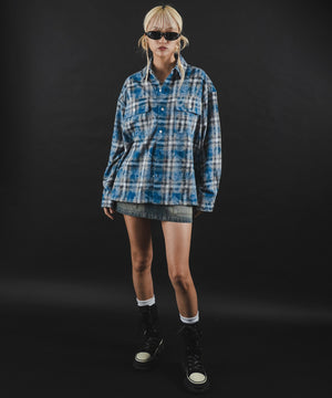 ブルーチェック1 モデル：172cm L着用