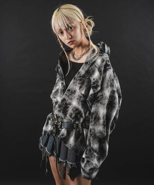 ブラックチェック1 モデル：172cm L着用