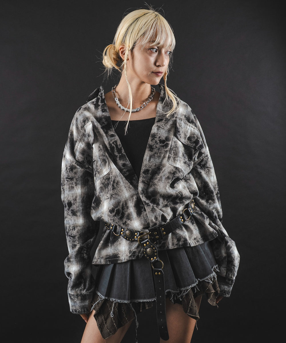 ブラックチェック1 モデル：172cm L着用