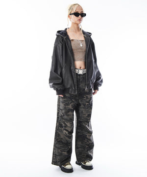 ブラウン　モデル：172cm M着用