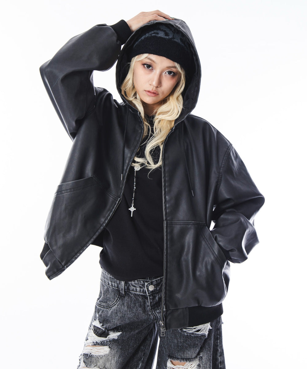 ブラック　モデル：172cm M着用