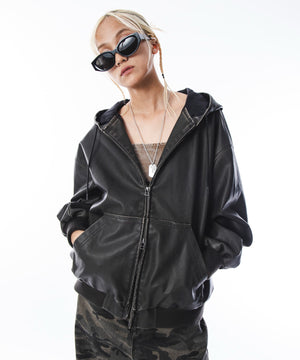 ブラウン　モデル：172cm M着用