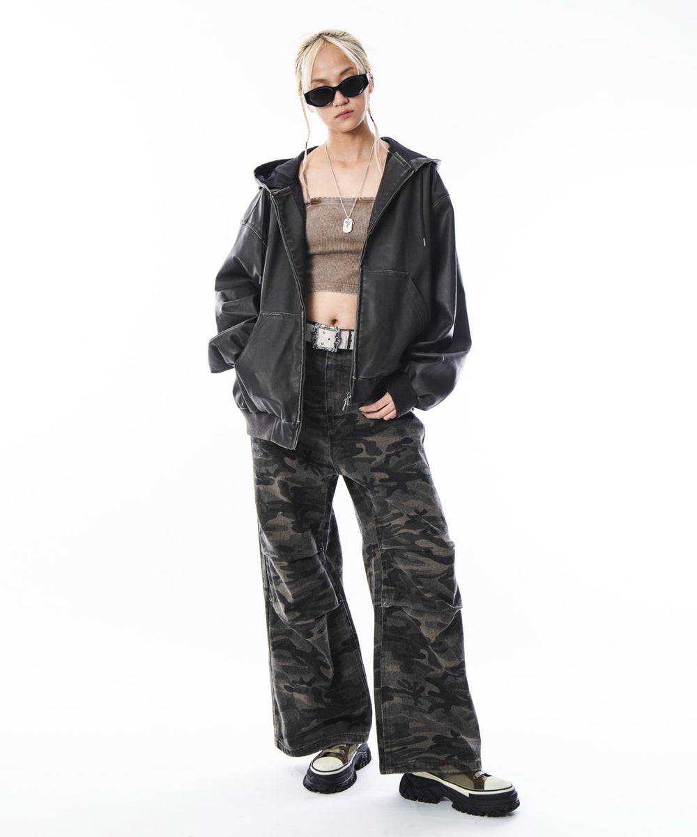 ブラウン　モデル：172cm M着用