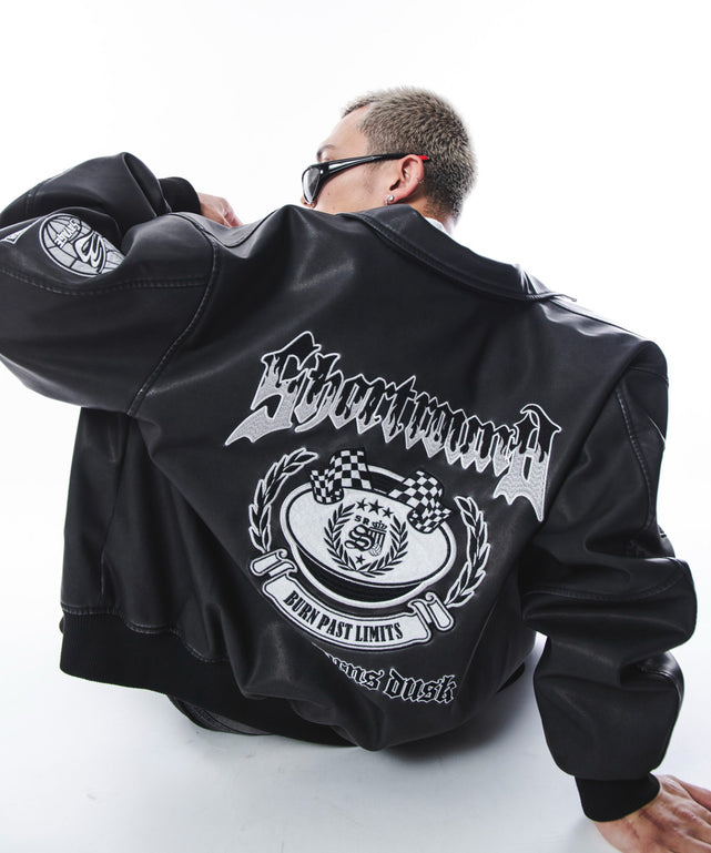 ブラック　モデル：180cm L着用