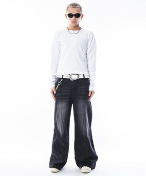 ホワイト　モデル：180cm L着用