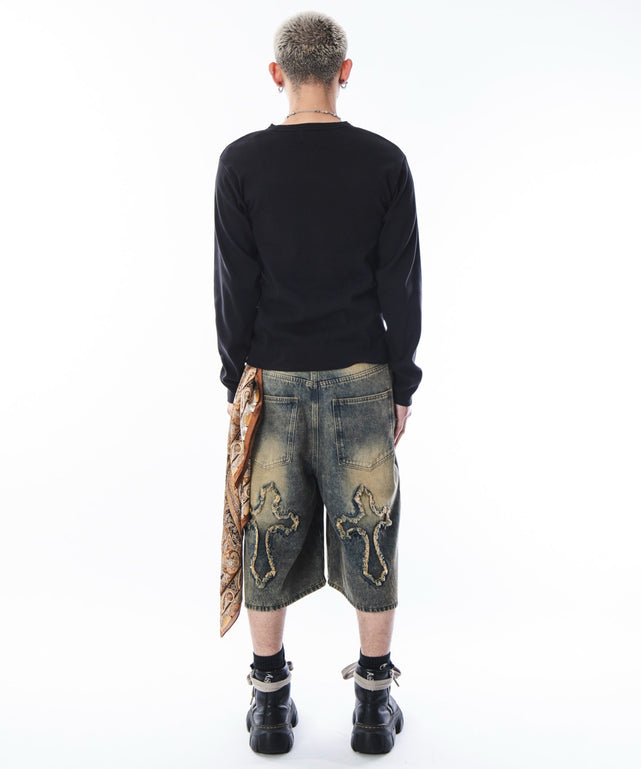 ブラック　モデル：180cm L着用