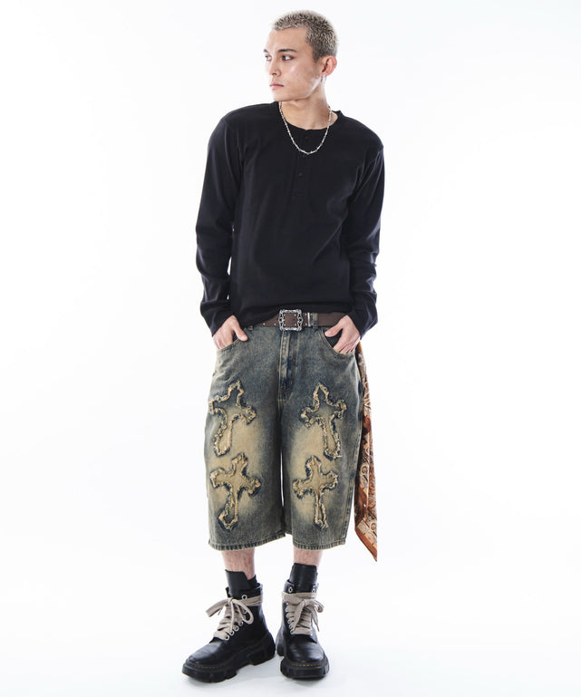 ブラック　モデル：180cm L着用