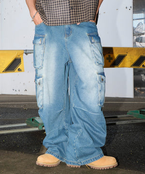 デニム中濃加工 モデル：178cm L着用