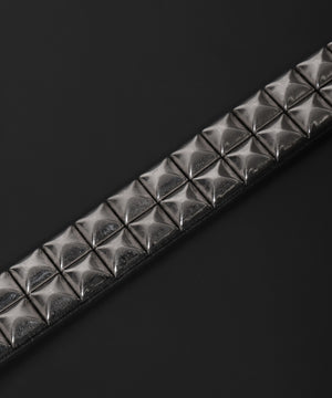 Mピラミッドスタッズベルト