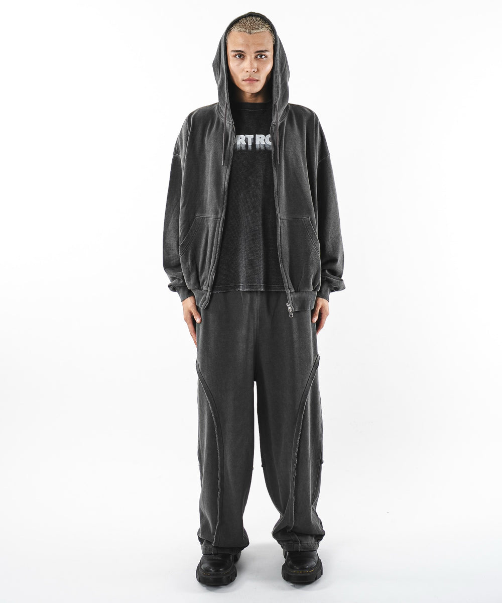 ブラックソノタ モデル：180cm L着用