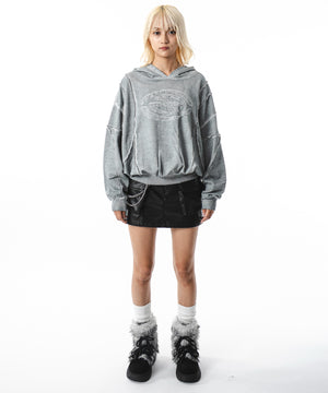 グレー モデル：172cm L着用