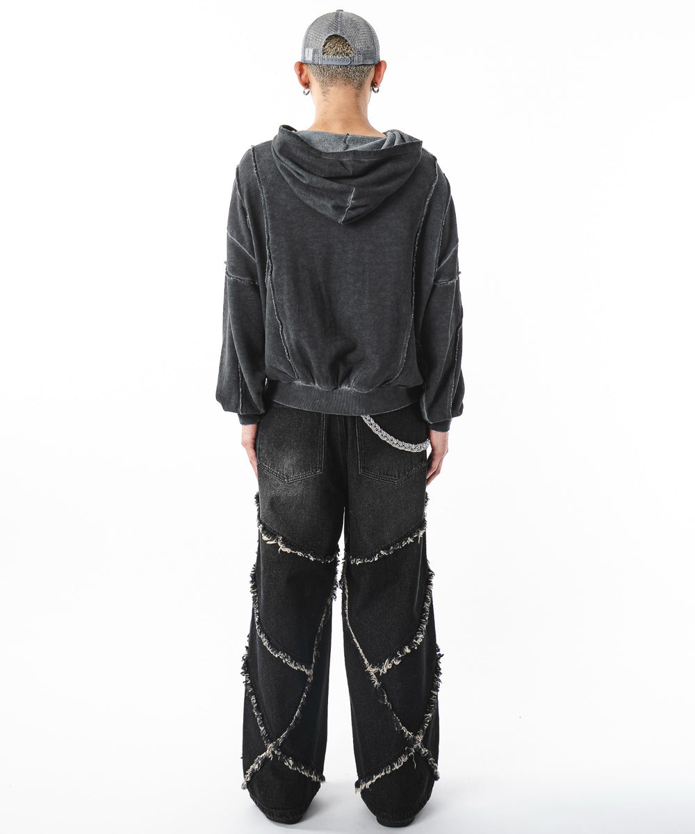 スミクロ モデル：180cm L着用