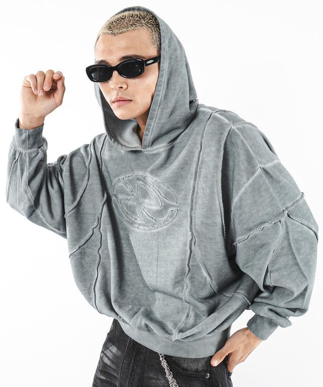 グレー モデル：180cm L着用