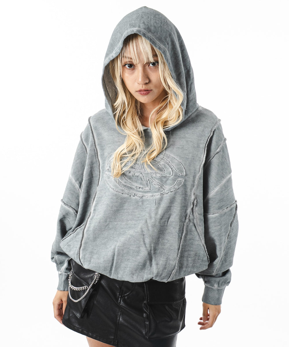 グレー モデル：172cm L着用