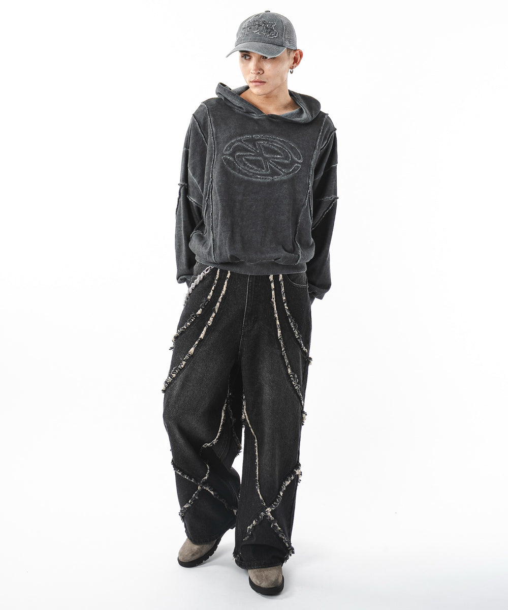 スミクロ モデル：180cm L着用