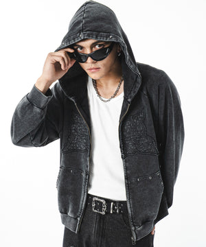 スミクロ モデル：180cm L着用