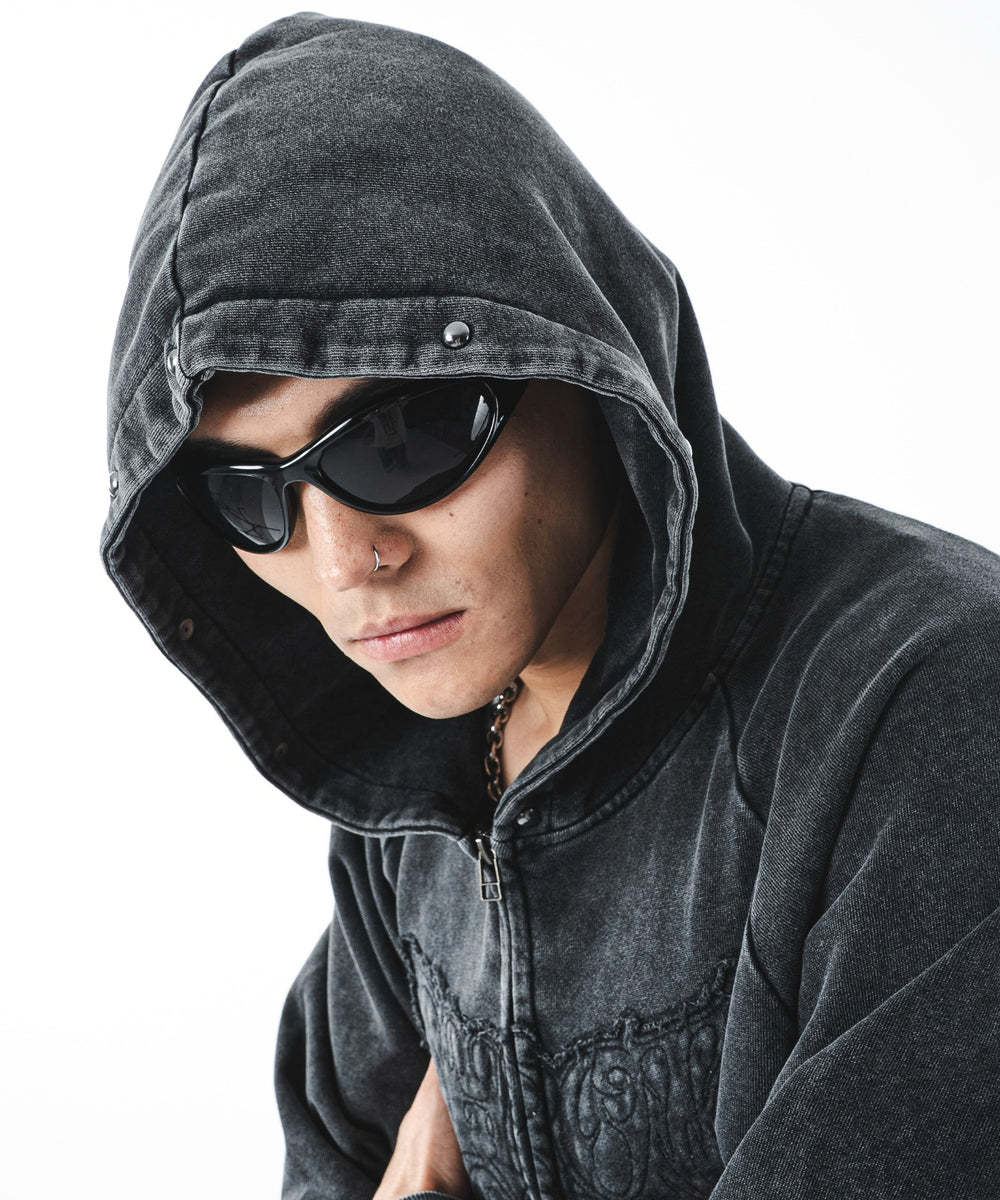 スミクロ モデル：180cm L着用