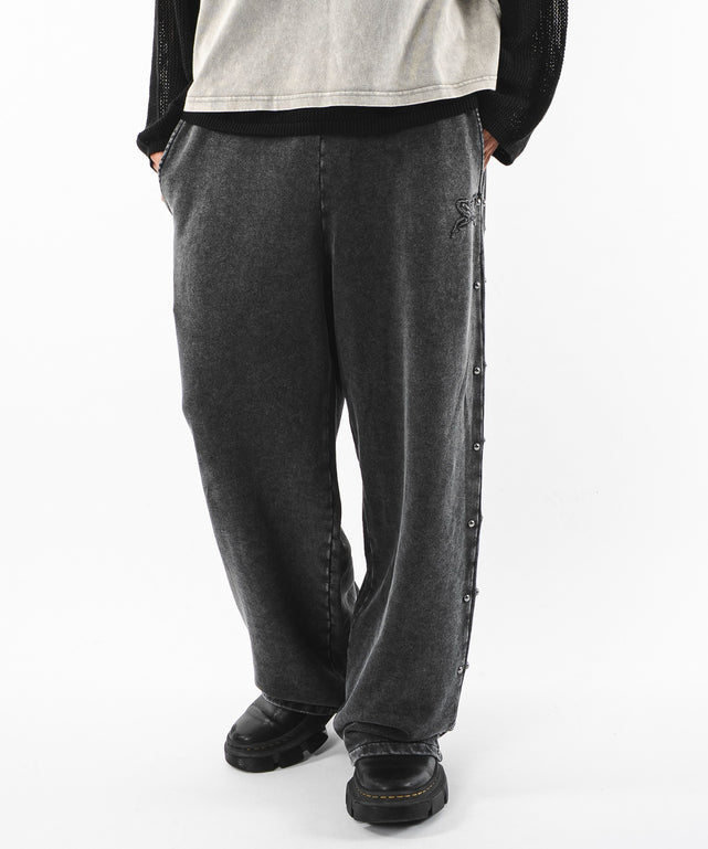 スミクロ モデル：180cm L着用