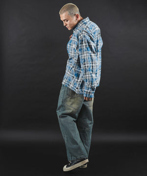 デニム中濃加工 モデル：180cm L着用