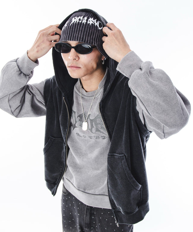 グレー　モデル：180cm L着用