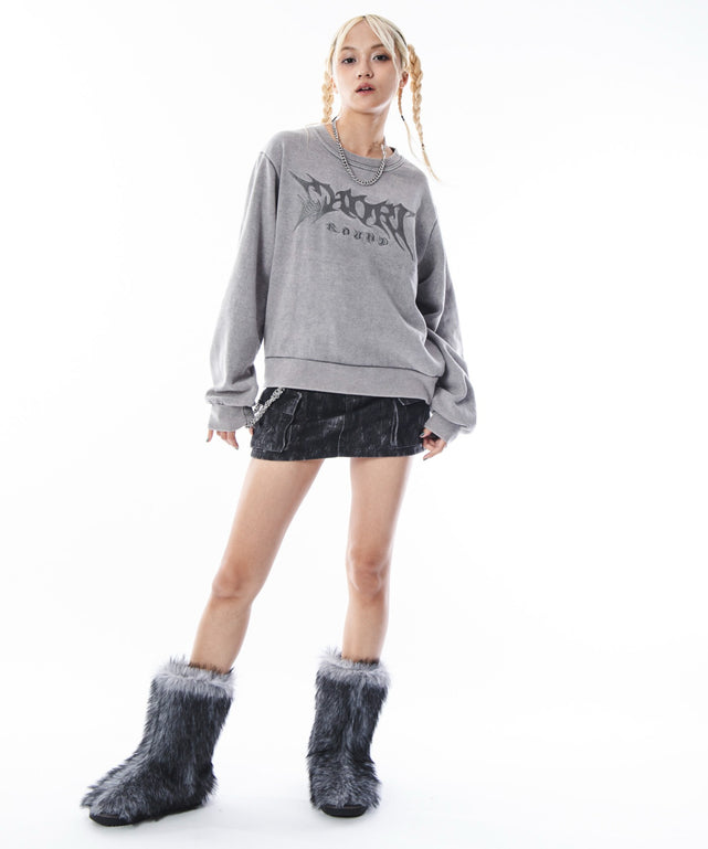 グレー　モデル：172cm L着用