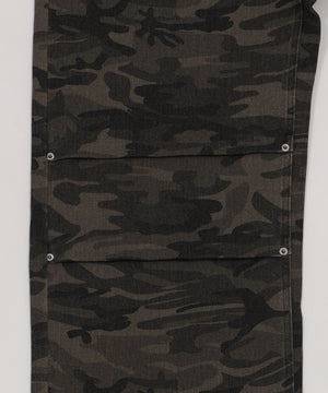 パラシュートカモフラパンツ