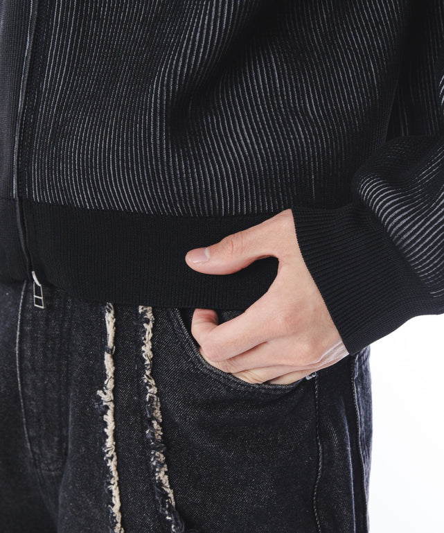 ショートグラフィックニットブルゾン