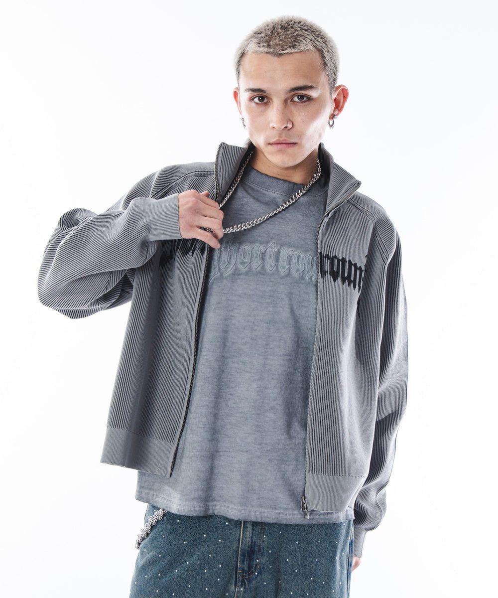 グレー モデル：180cm L着用