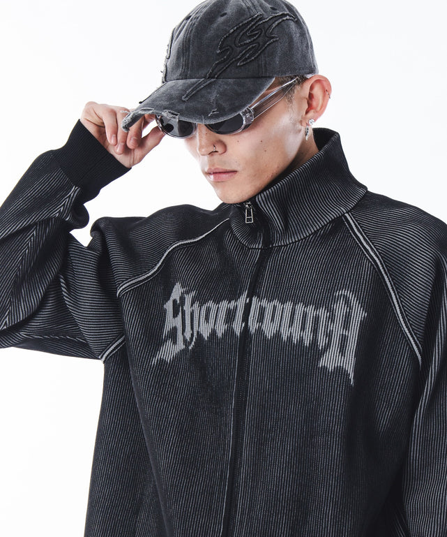 ブラック モデル：180cm L着用