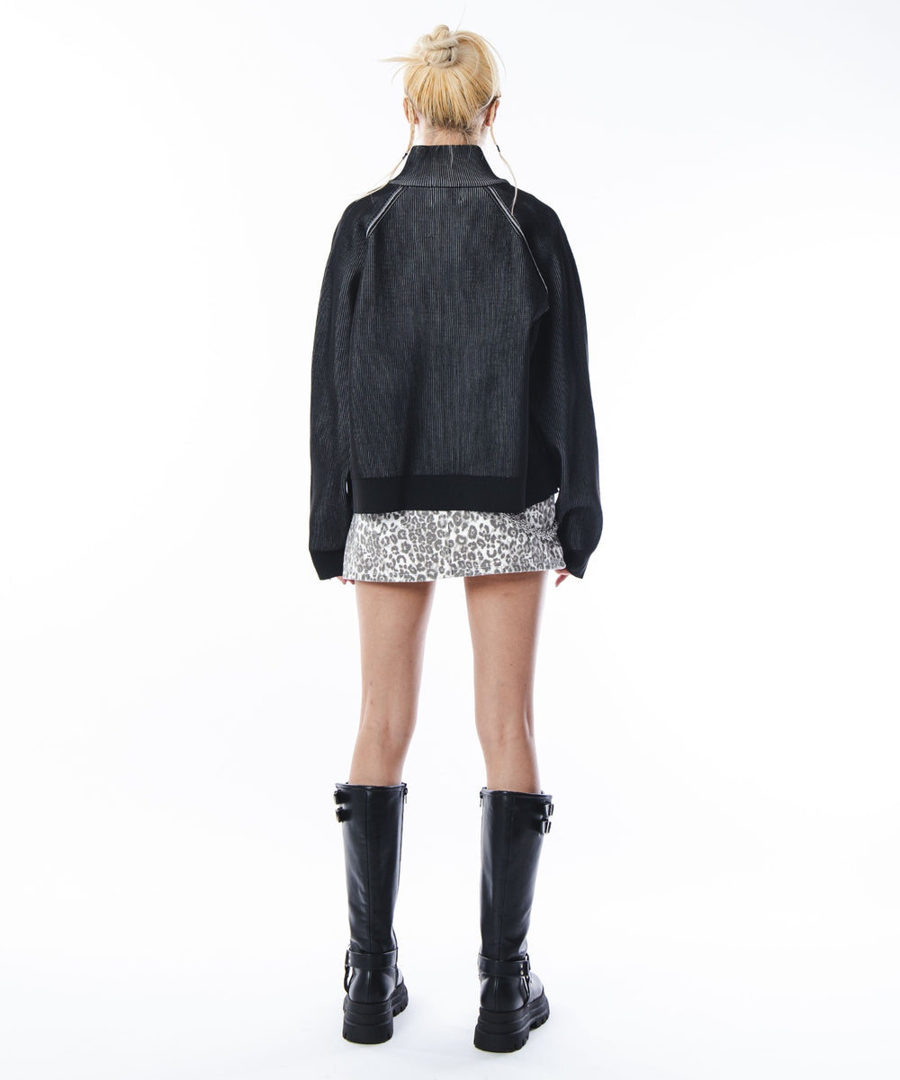 ブラック モデル：172cm M着用