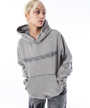 グレー モデル：172cm M着用