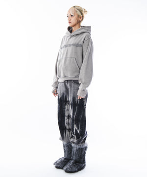 グレー モデル：172cm M着用